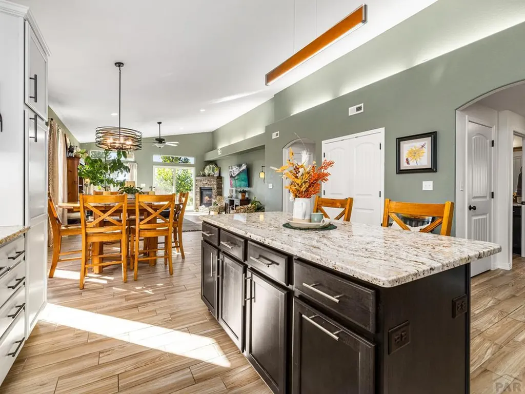 803 Thorncrest Drive Pueblo CO 81005