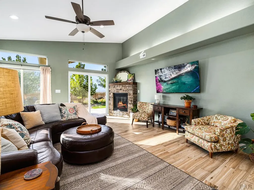 803 Thorncrest Drive Pueblo CO 81005