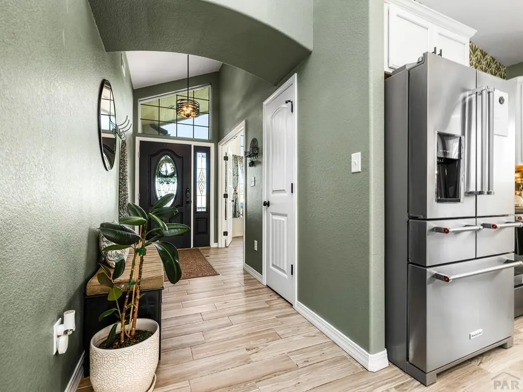 803 Thorncrest Drive Pueblo CO 81005