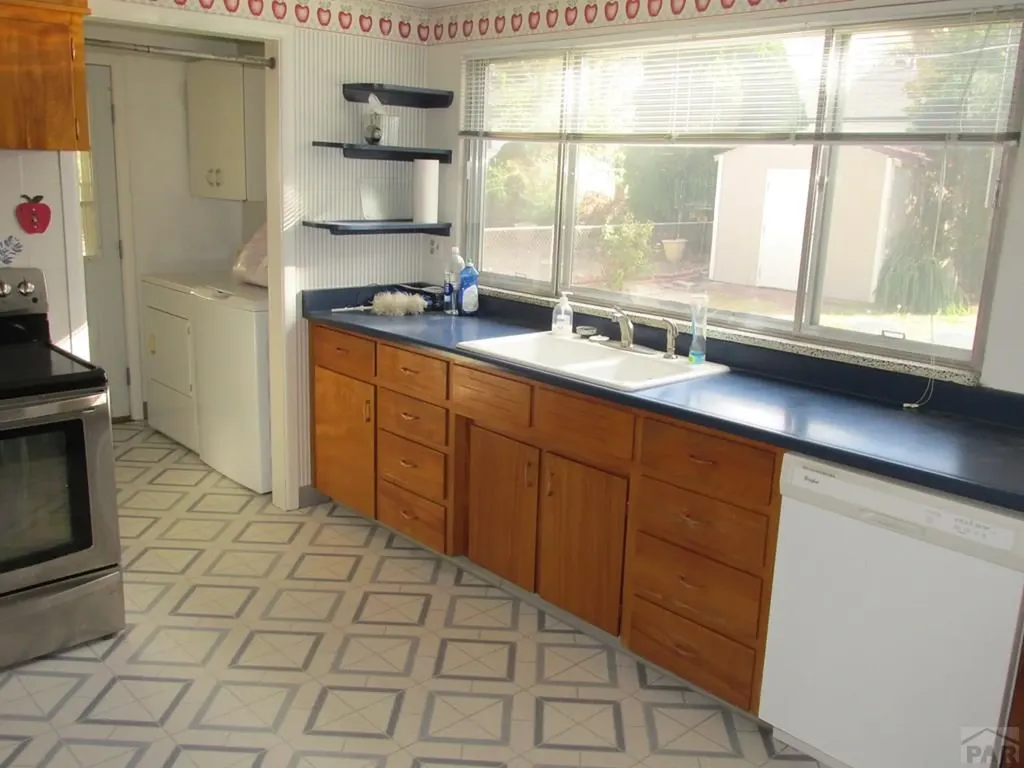 1620 Zuni Road Pueblo CO 81001