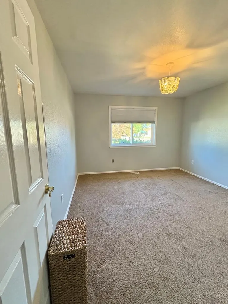 204 Bridle Trail Pueblo CO 81005