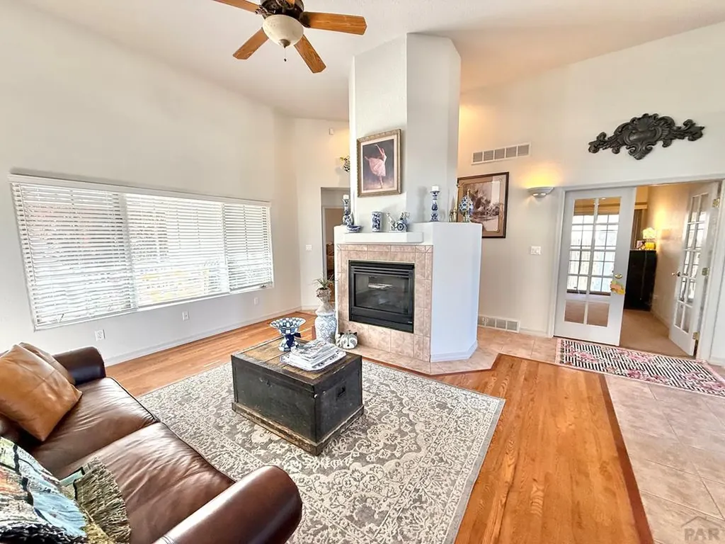 194 Bridle Trail Pueblo CO 81005