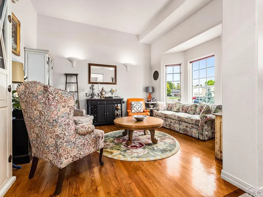 194 Bridle Trail Pueblo CO 81005