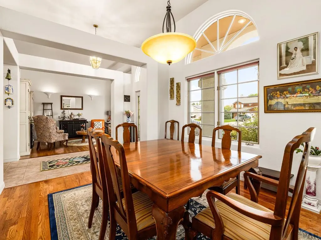 194 Bridle Trail Pueblo CO 81005