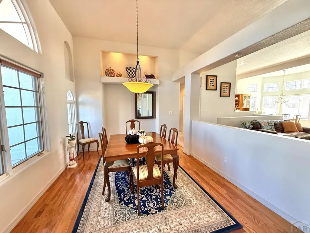 194 Bridle Trail Pueblo CO 81005