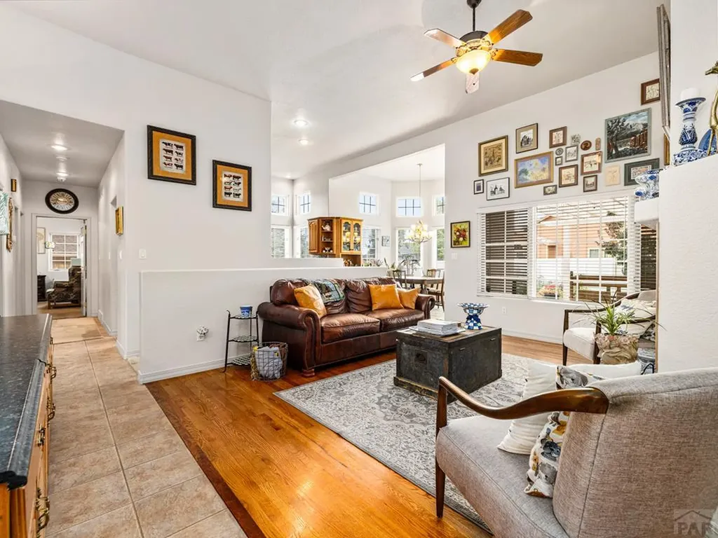 194 Bridle Trail Pueblo CO 81005