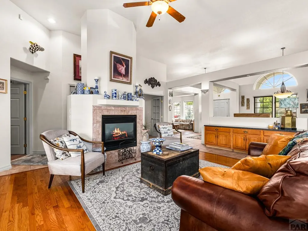 194 Bridle Trail Pueblo CO 81005