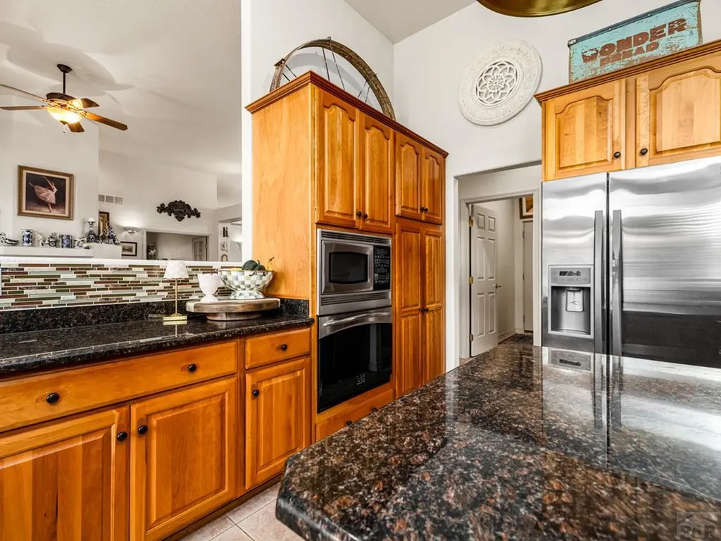 194 Bridle Trail Pueblo CO 81005