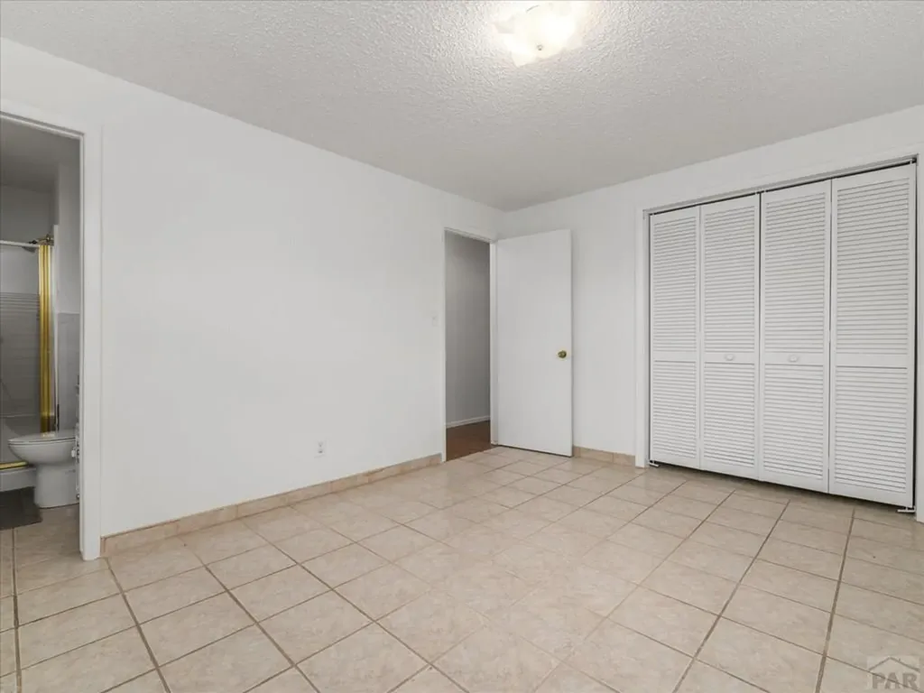 207 Autobee Lane Avondale CO 81022