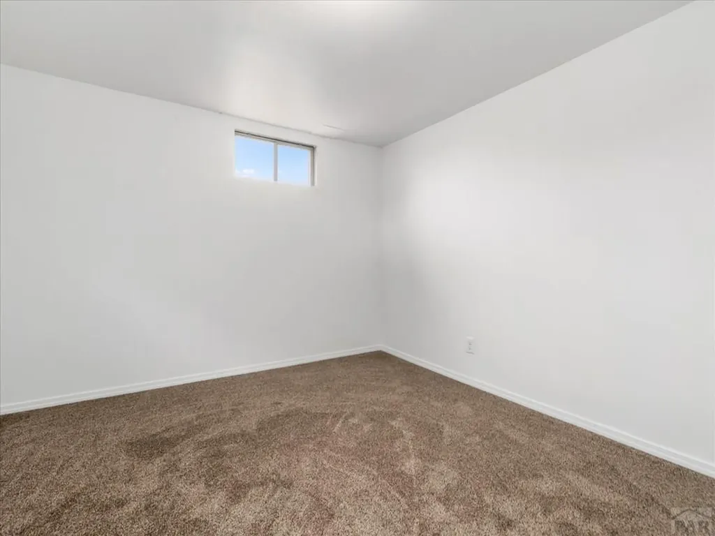 207 Autobee Lane Avondale CO 81022