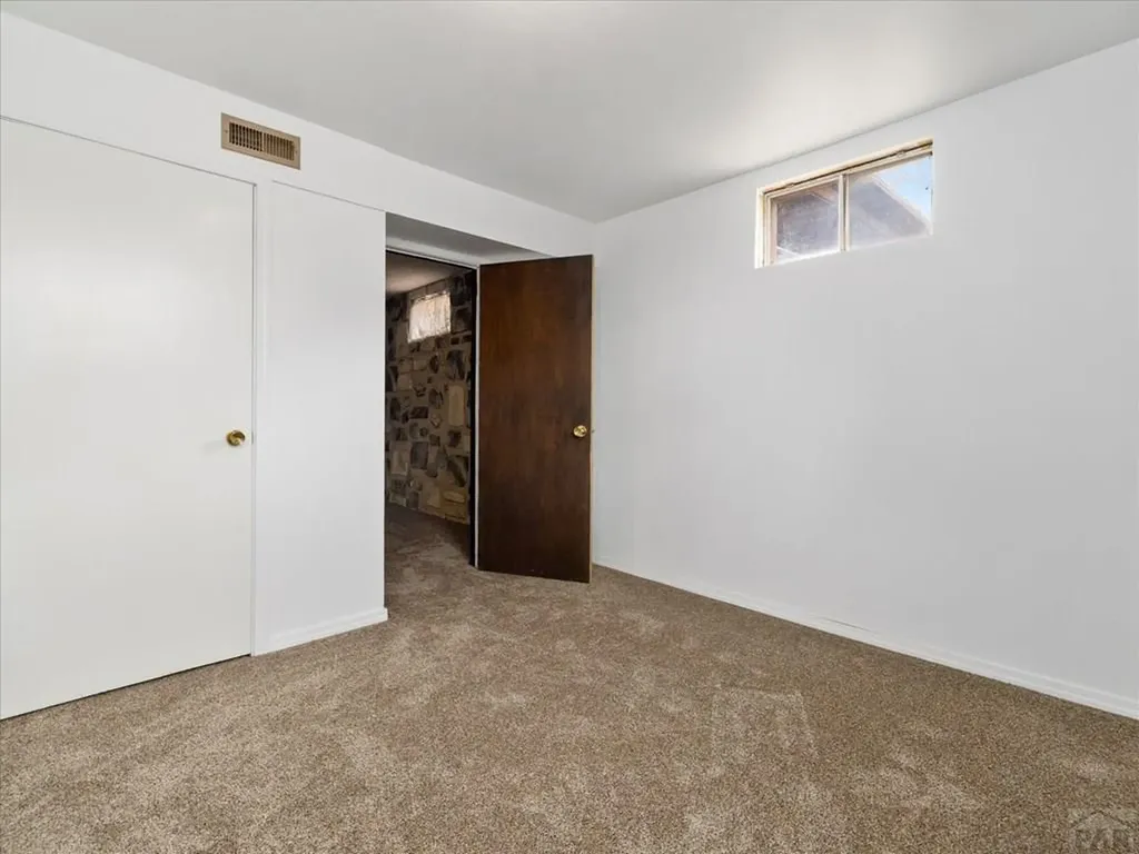 207 Autobee Lane Avondale CO 81022