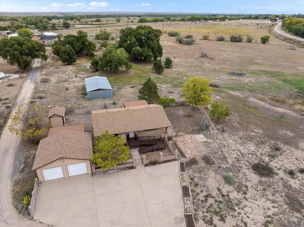 207 Autobee Lane Avondale CO 81022