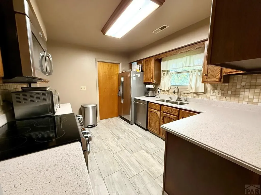 800 W Pearl Street Lamar CO 81052