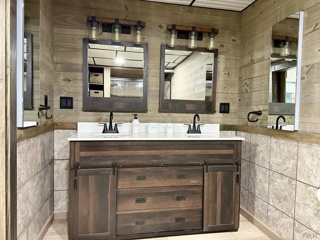 800 W Pearl Street Lamar CO 81052