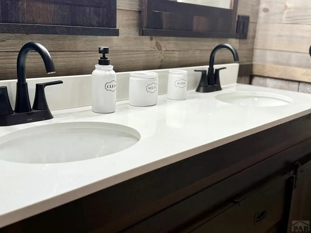 800 W Pearl Street Lamar CO 81052