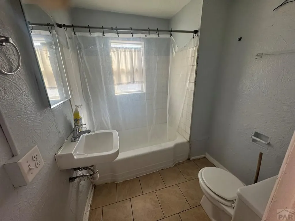 1027 E Abriendo Avenue Pueblo CO 81004