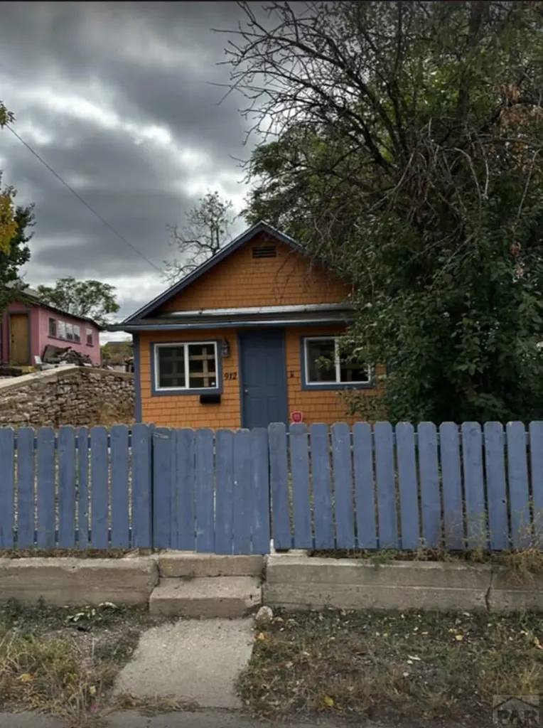 912 E 6th Street Pueblo CO 81001