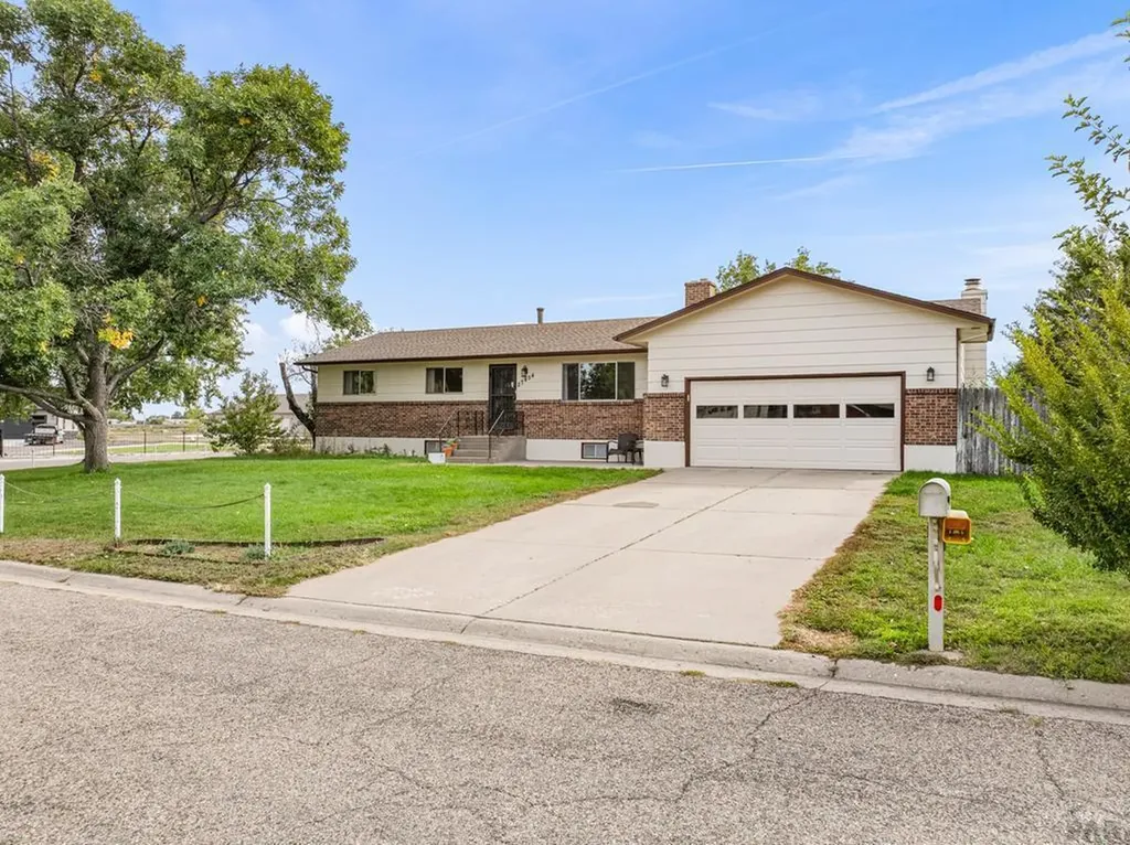 27454 Preston Road Pueblo CO 81006