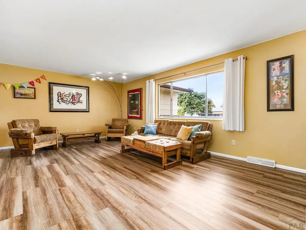 27454 Preston Road Pueblo CO 81006