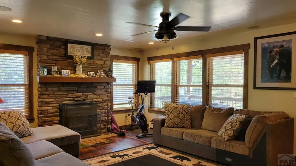 8946 Cottonwood Drive Beulah CO 81023