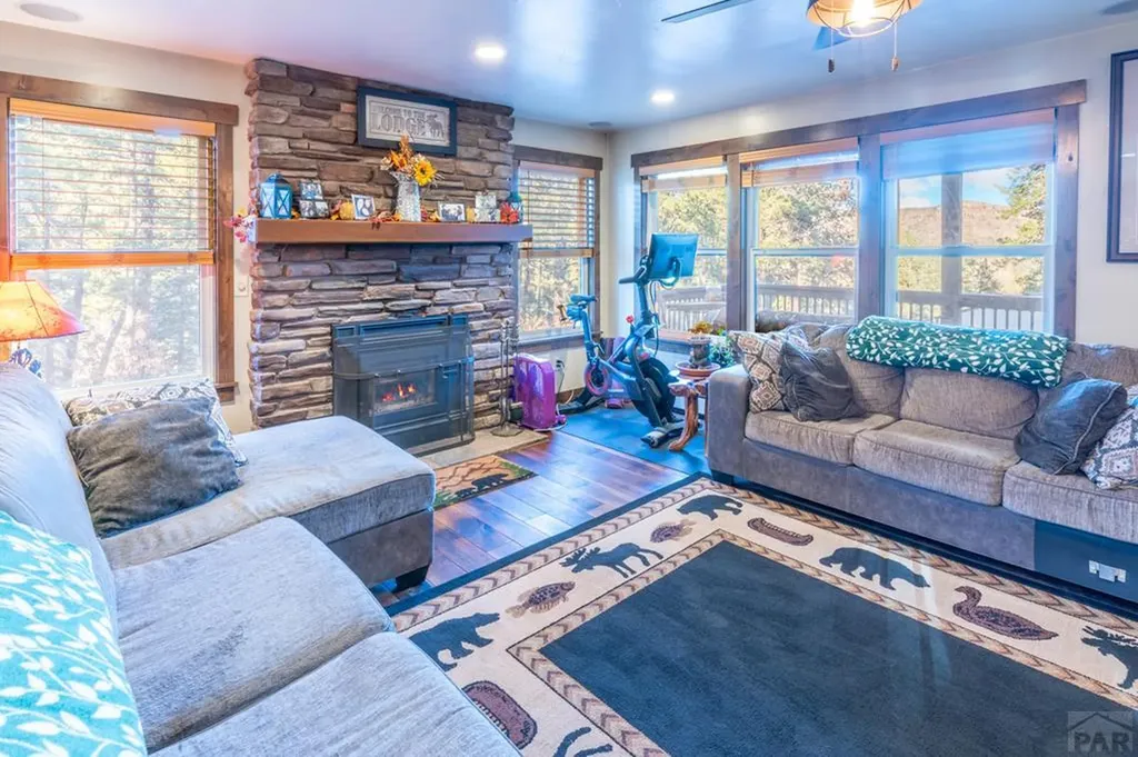 8946 Cottonwood Drive Beulah CO 81023