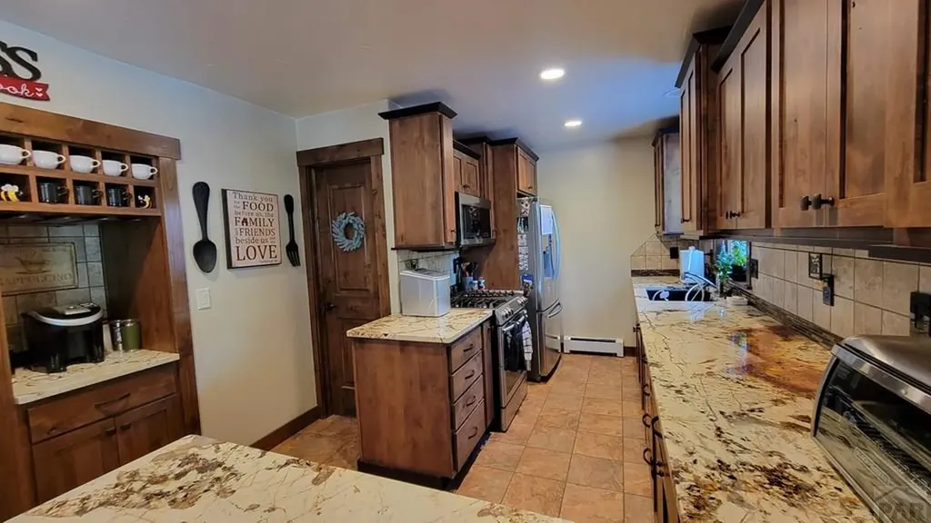 8946 Cottonwood Drive Beulah CO 81023