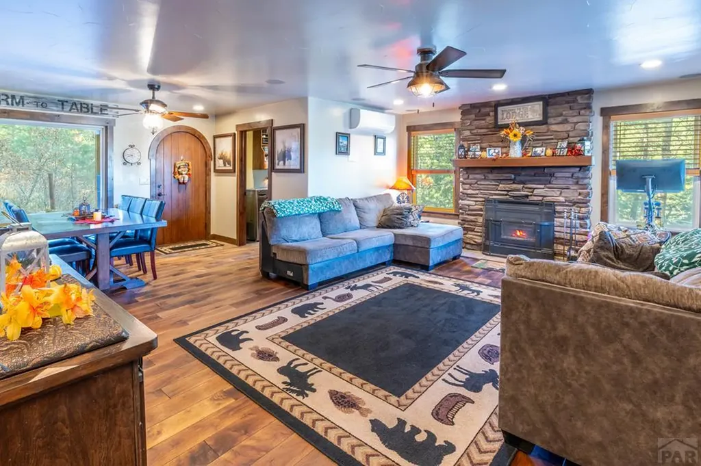 8946 Cottonwood Drive Beulah CO 81023