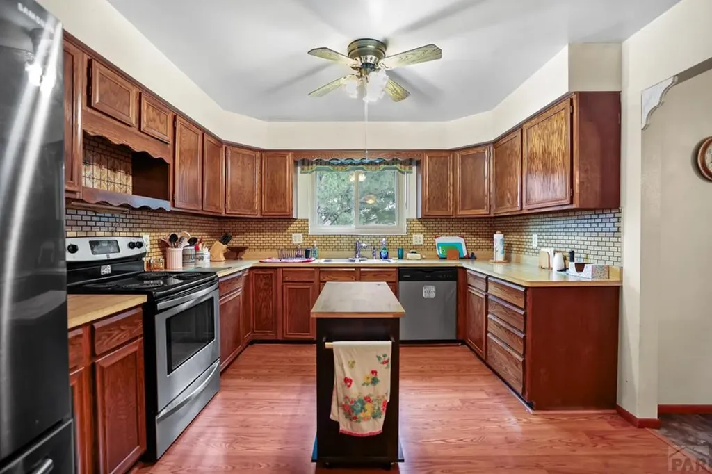 172 Encino Drive Pueblo CO 81005