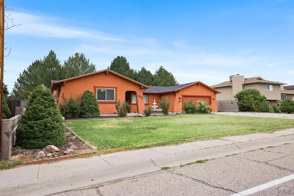 172 Encino Drive Pueblo CO 81005