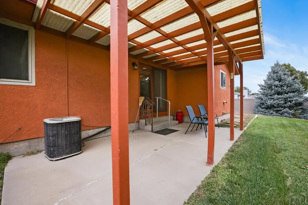 172 Encino Drive Pueblo CO 81005