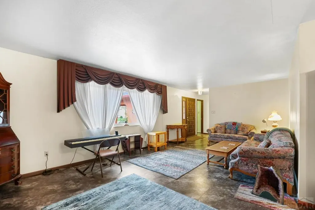 172 Encino Drive Pueblo CO 81005