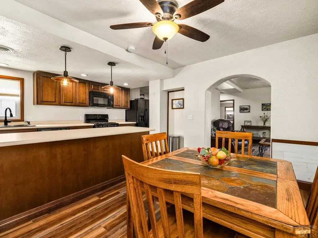 826 Griffin Avenue Canon City CO 81212