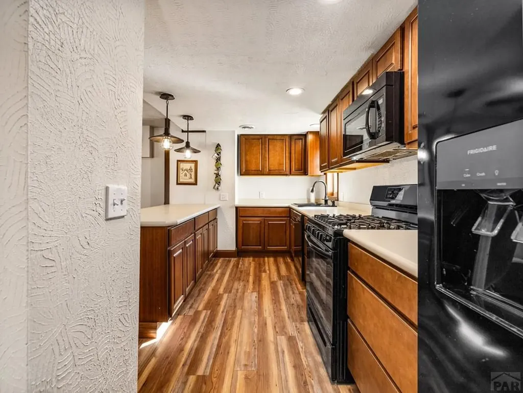 826 Griffin Avenue Canon City CO 81212