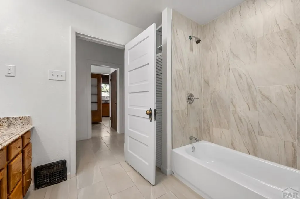 2325 West Street Pueblo CO 81003