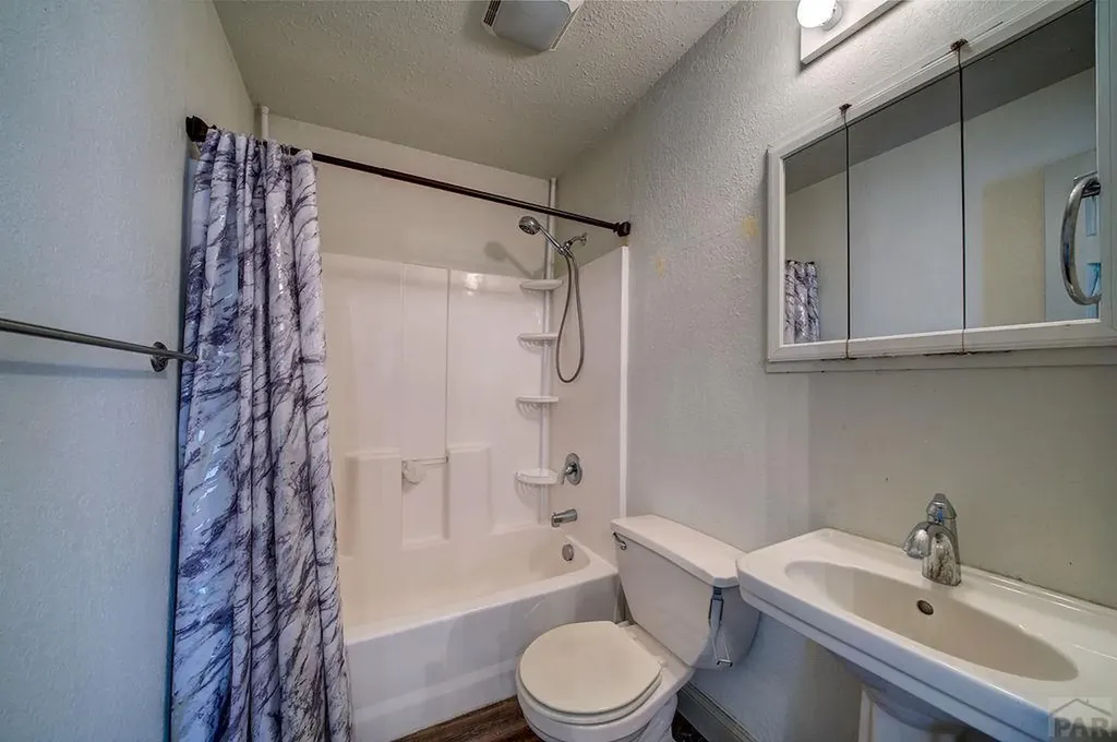 1201 W 15th Street Pueblo CO 81003