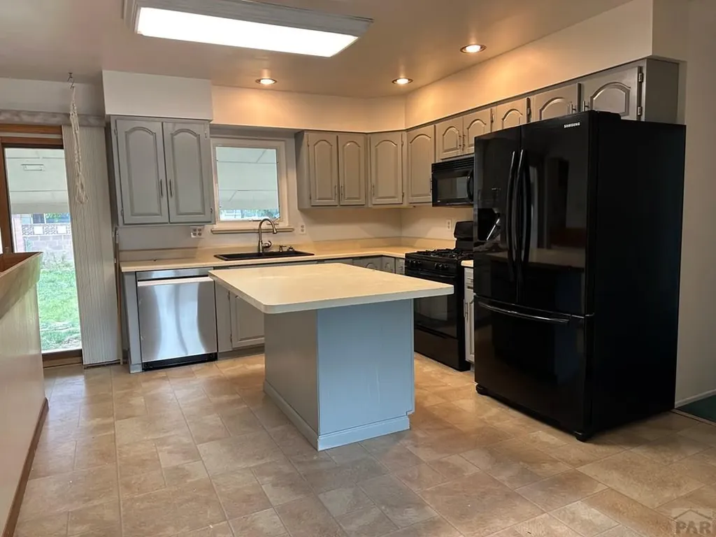 150 Cornell Circle Pueblo CO 81005