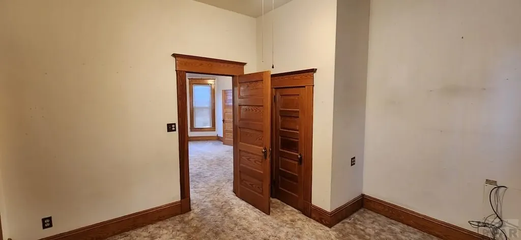 606 Smithland Avenue La Junta CO 81050