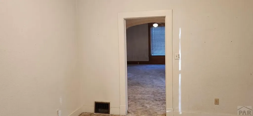 606 Smithland Avenue La Junta CO 81050