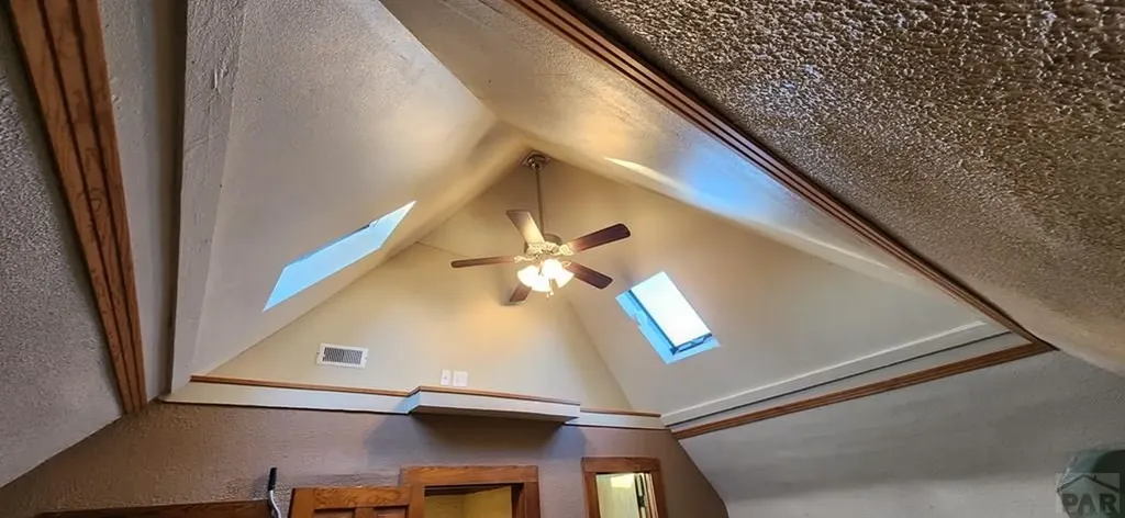 606 Smithland Avenue La Junta CO 81050