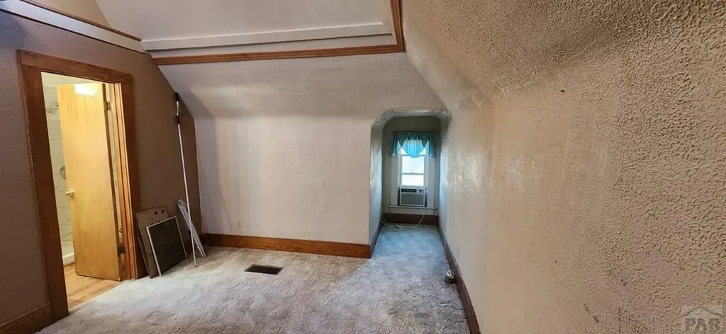 606 Smithland Avenue La Junta CO 81050