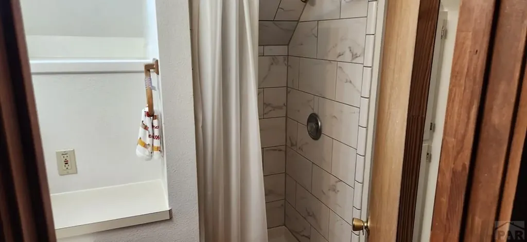 606 Smithland Avenue La Junta CO 81050