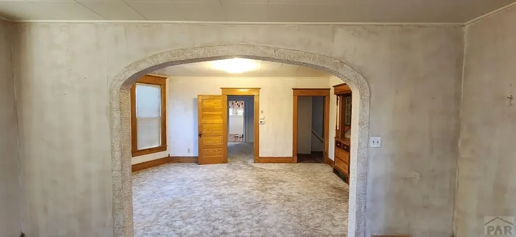 606 Smithland Avenue La Junta CO 81050