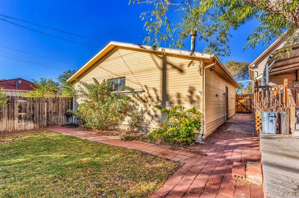 2612 5th Avenue Pueblo CO 81003