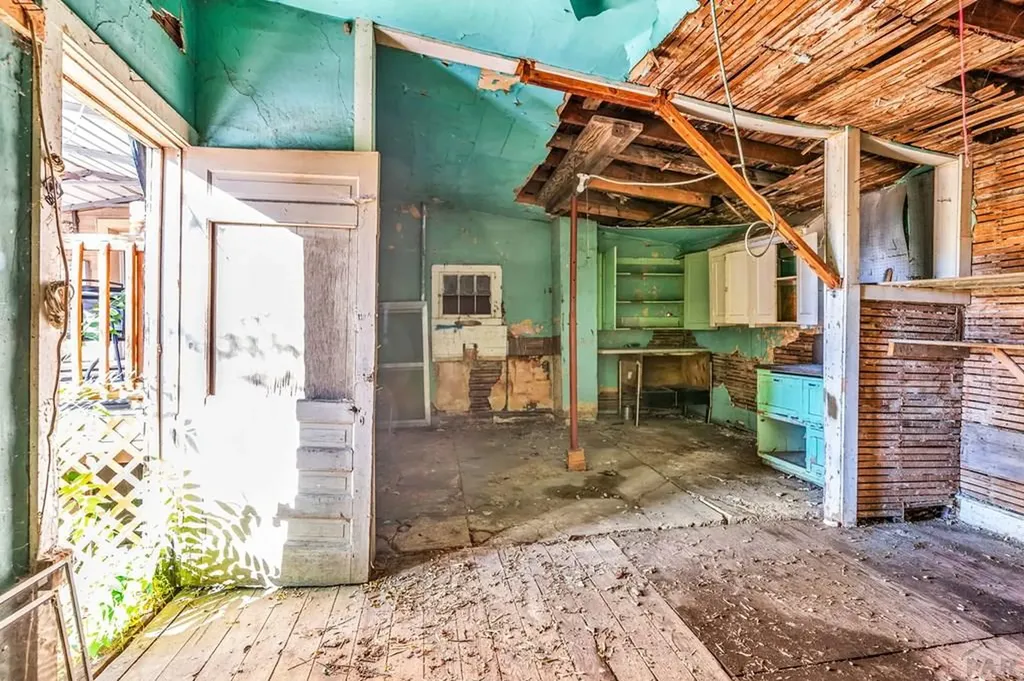 2612 5th Avenue Pueblo CO 81003