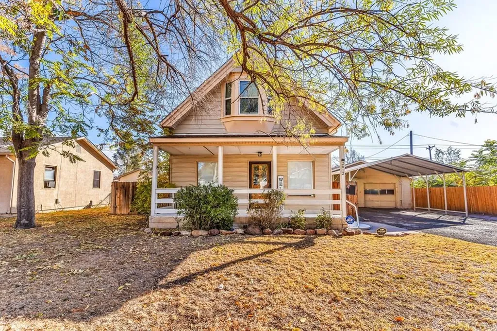 2612 5th Avenue Pueblo CO 81003