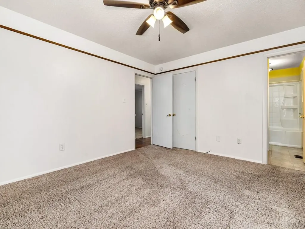 9 Heaton Place Pueblo CO 81001