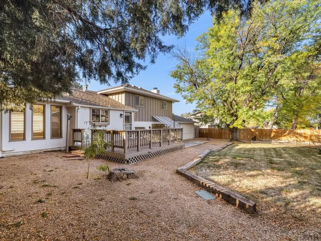 9 Heaton Place Pueblo CO 81001