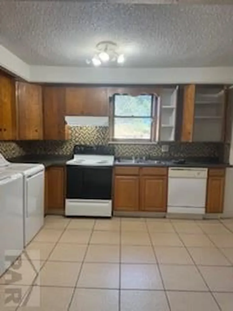 1717 Jones Avenue Pueblo CO 81005