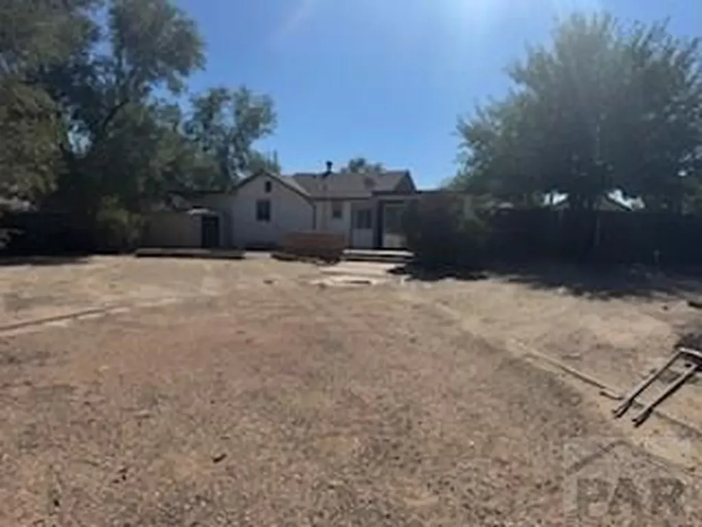 1717 Jones Avenue Pueblo CO 81005