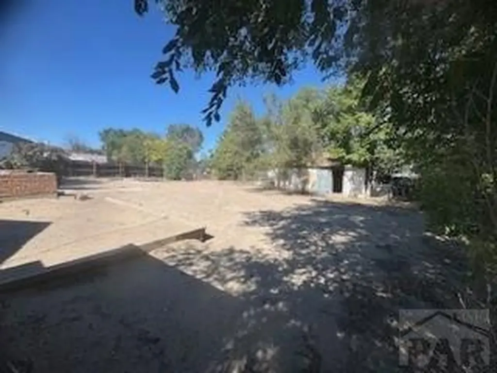 1717 Jones Avenue Pueblo CO 81005